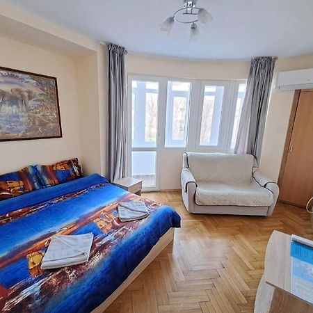 Варна Хостел Exterior photo